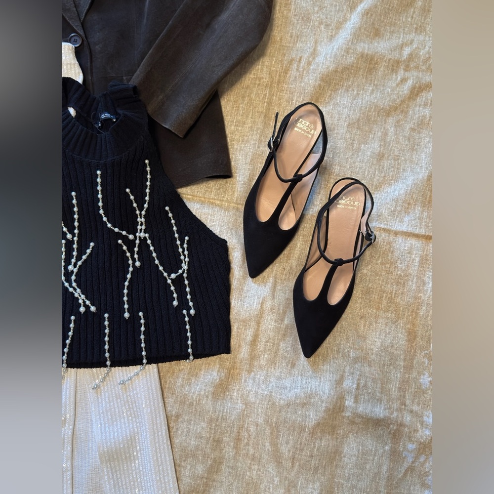 Andre Assous Black Suede sling back - Picture 7 of 9